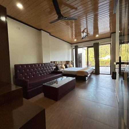 Hotel 7 Heavens Mussoorie Buitenkant foto