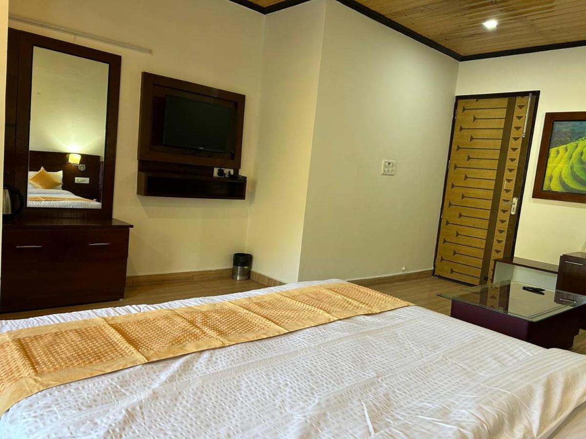 Hotel 7 Heavens Mussoorie Buitenkant foto